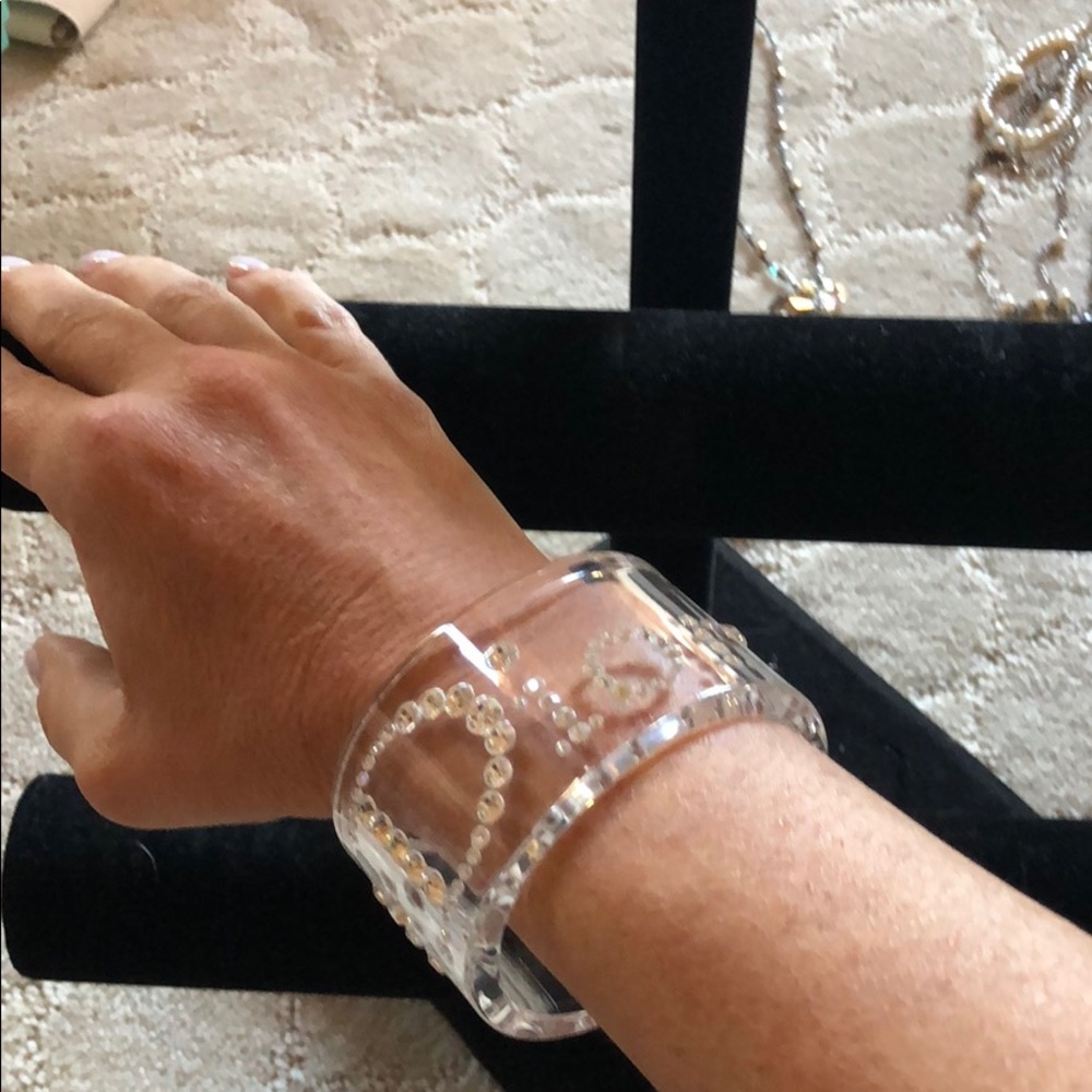 Dior acrylic rhinestone vintage cuff bracelet - Picture 4 of 6